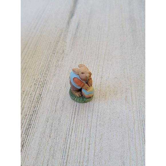 Mini brown bunny rabbit Easter egg Village accessory spring figure - Picture 1 of 3
